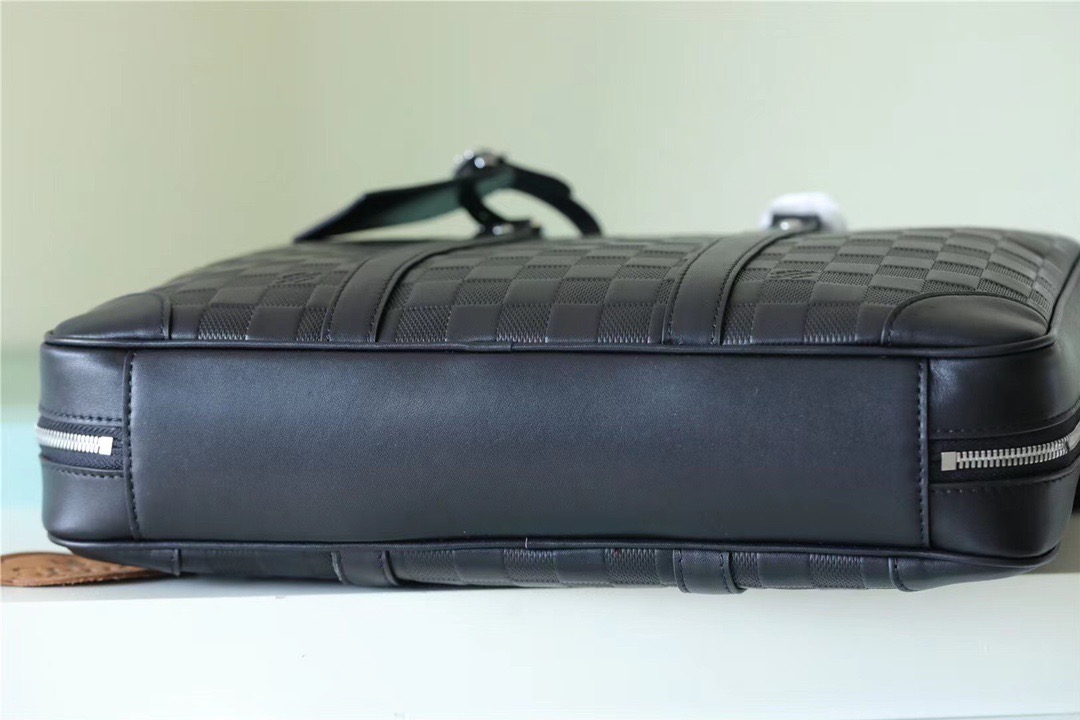 Sirius Briefcase Damier Black For Men 13.8in/35cm N45288