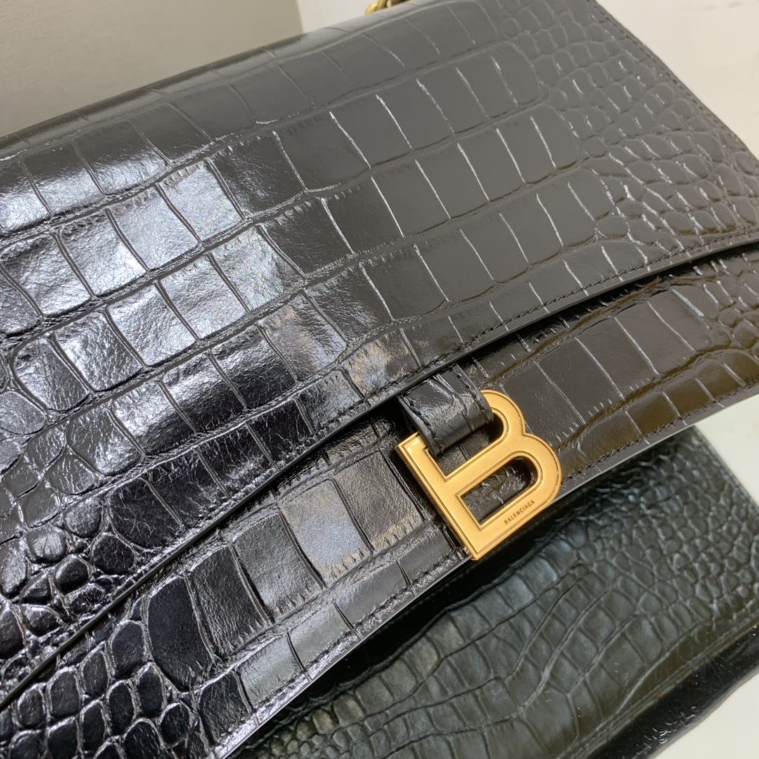 Ba1en*iaga Crush Medium Chain Bag Black/White For Women‎ 12.2in/31cm