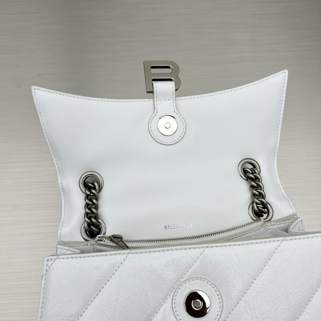 Ba1en*iaga Crush Small Chain Bag Black/Pink/Silver/White For Women‎ 9.8in/24.9cm 716351210J09001