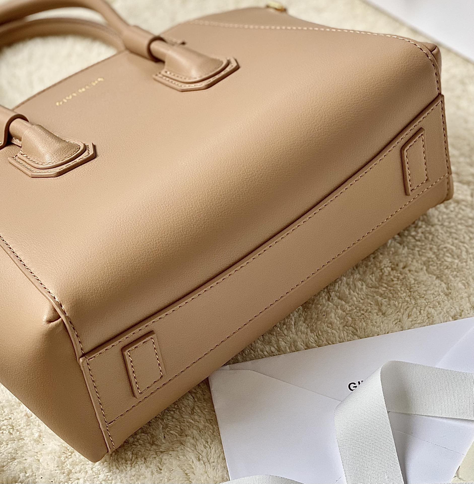 Givenchy Mini Antigona Sport Bag Brown/Black/Beige For Women‎ 8.7in/22cm BB50NVB1HT-001