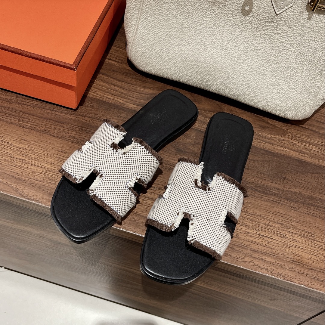H**me5 Oran Sandal White For Women