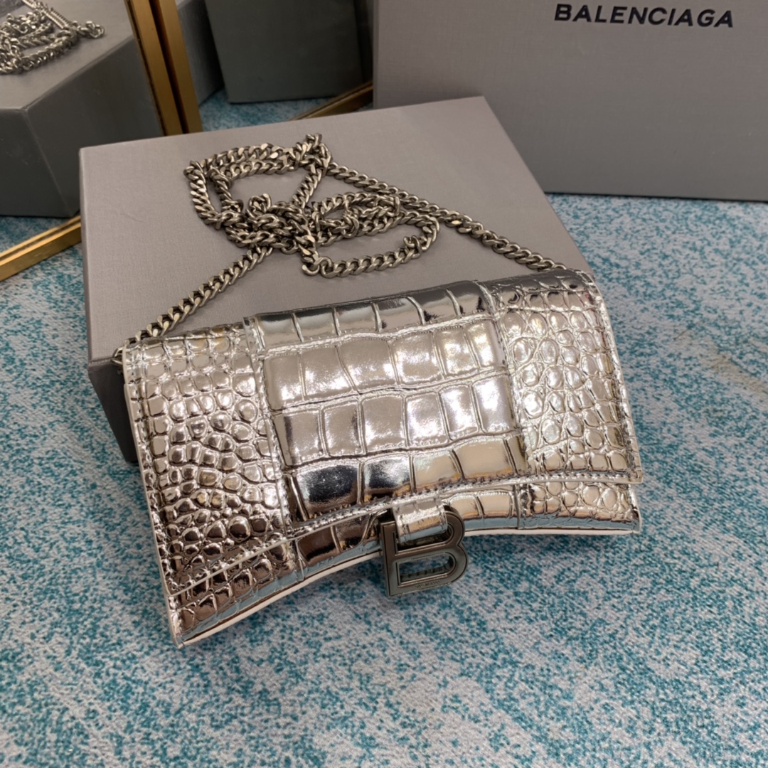 Ba1en*iaga Hourglass Wallet Silver/Grey/Gold/Green/Black For Women‎ 7.6in/19cm 6560502UDF71000
