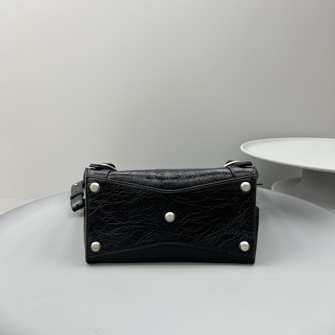 Ba1en*iaga Neo Classic Small Handbag Black For Women‎ 13in/33cm