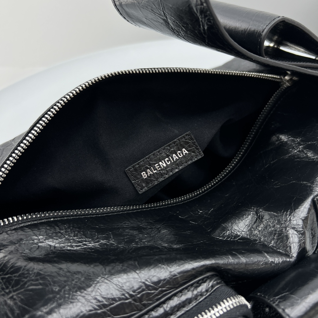 Ba1en*iaga S*perbusy Sling Bag Black For Women‎ 11.8in/30cm