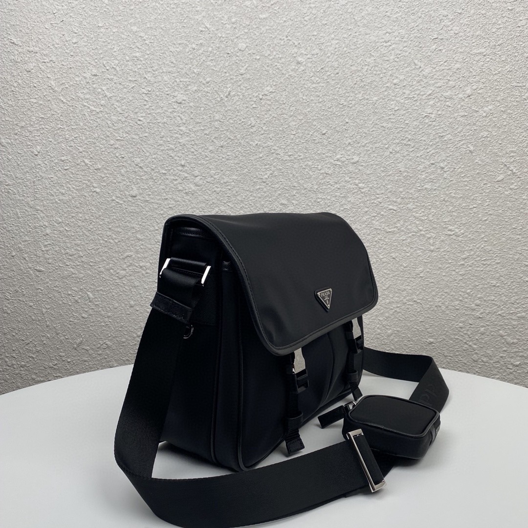 Pra*a Saffiano Shoulder Bag Black For Women 12.6 in / 32 cm