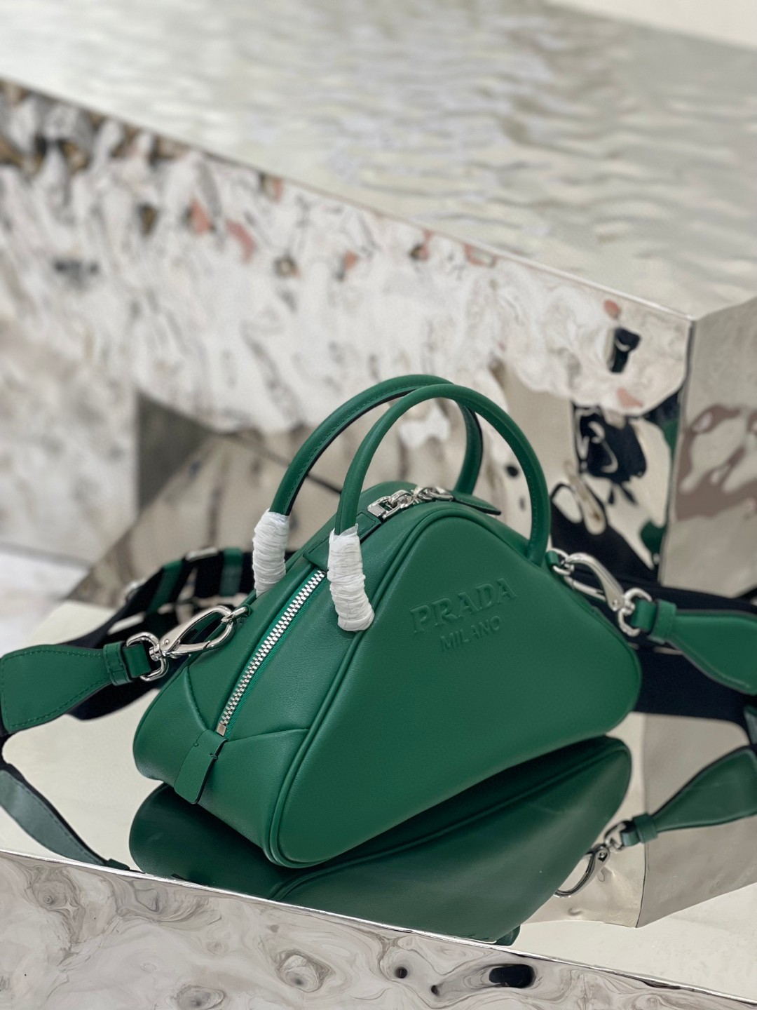Pra*a Triangle Bag Yellow/Green For Women 9.8 in / 25 cm 1BB082_2BYA_F0377_V_NEO