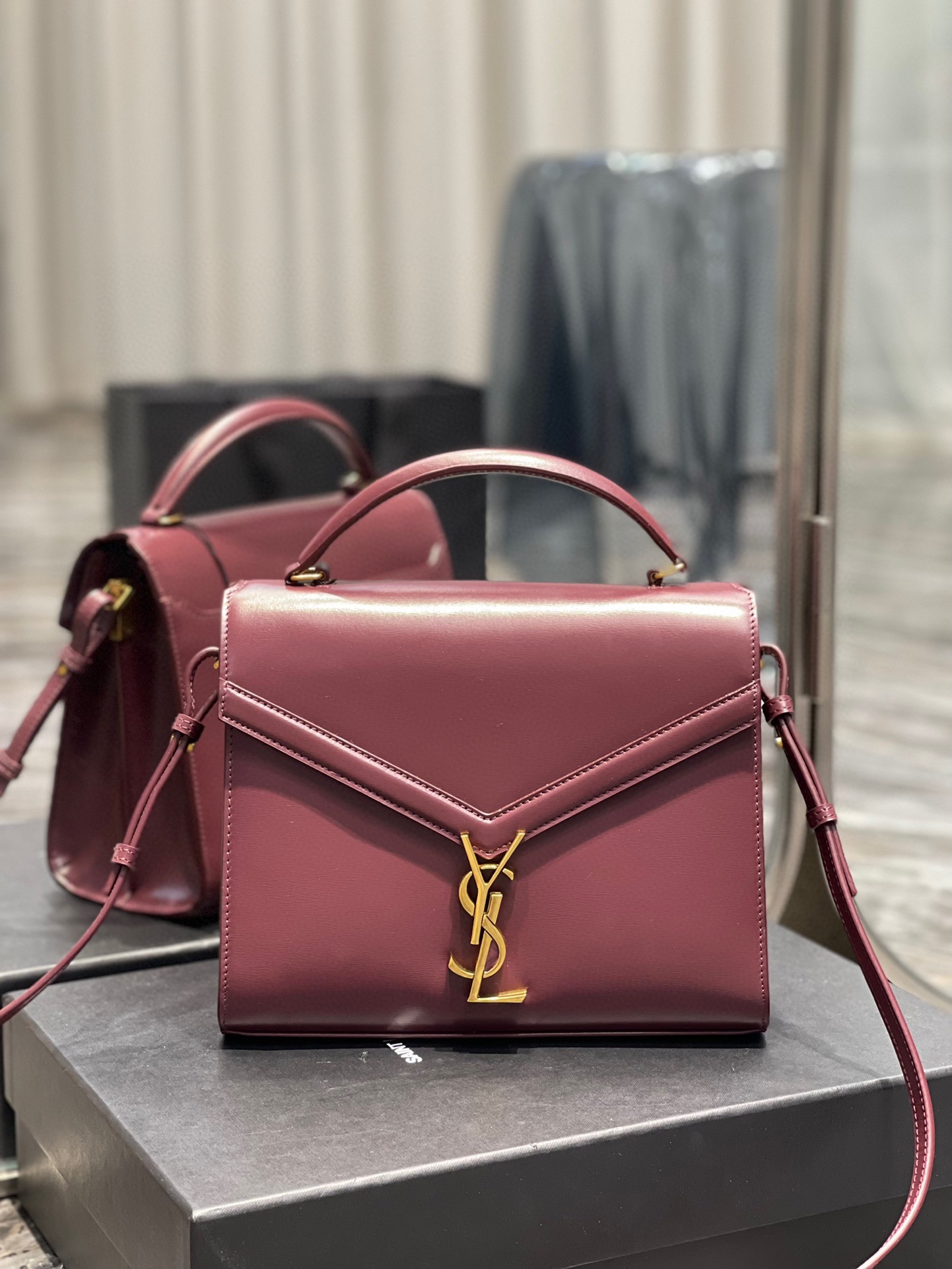 Sa1nt Lau*nt Cassandra Medium Top Handle Bag Black/White/Burgundy/Grey/Brown For Women‎ 9.6in/24.5cm