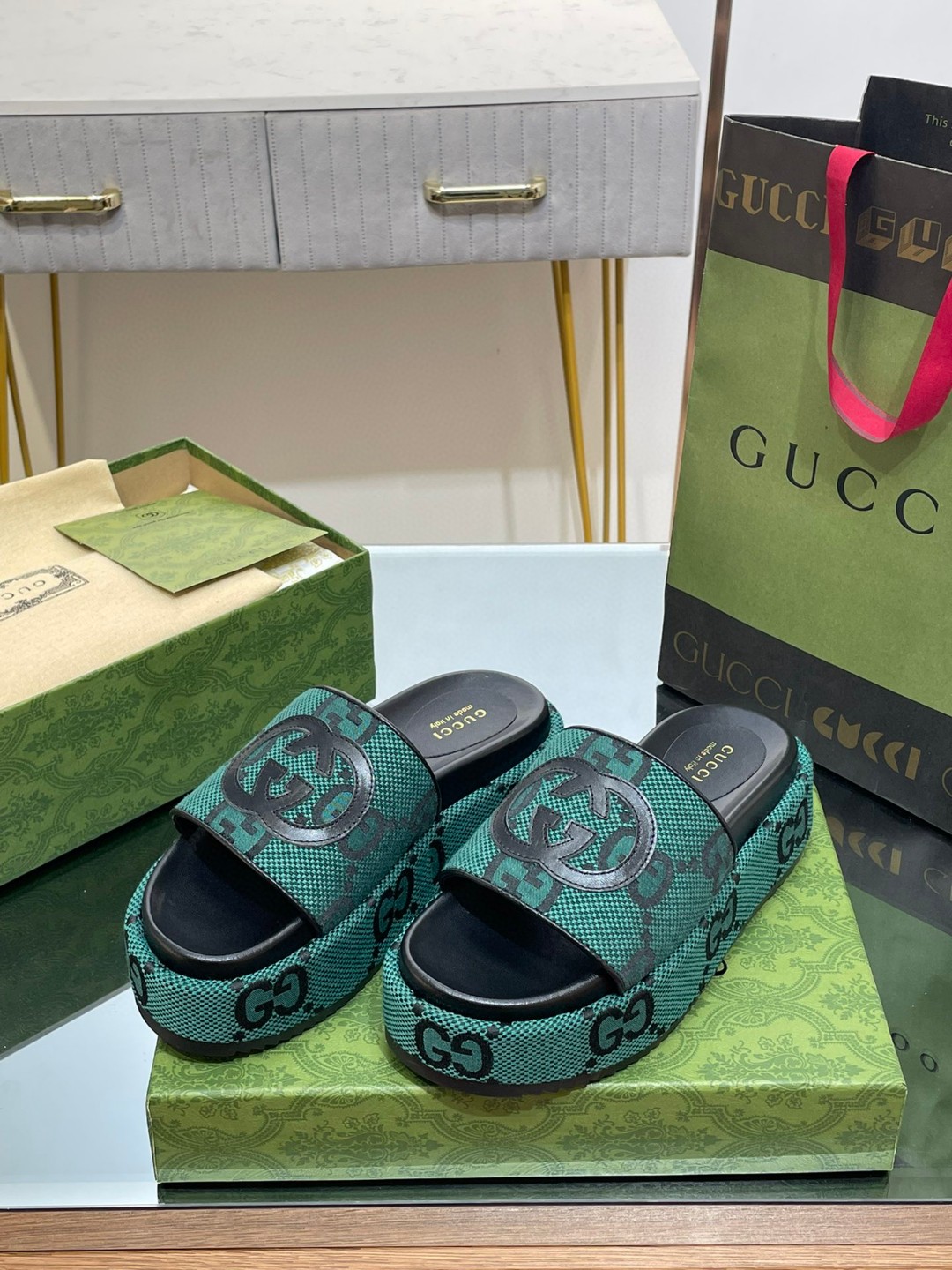 Gvc*1 Platform Slide Sandal Green For Women ‎