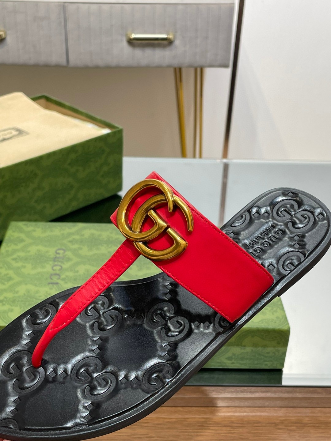 Gvc*1 Thong Sandal With Double G Red For Women 