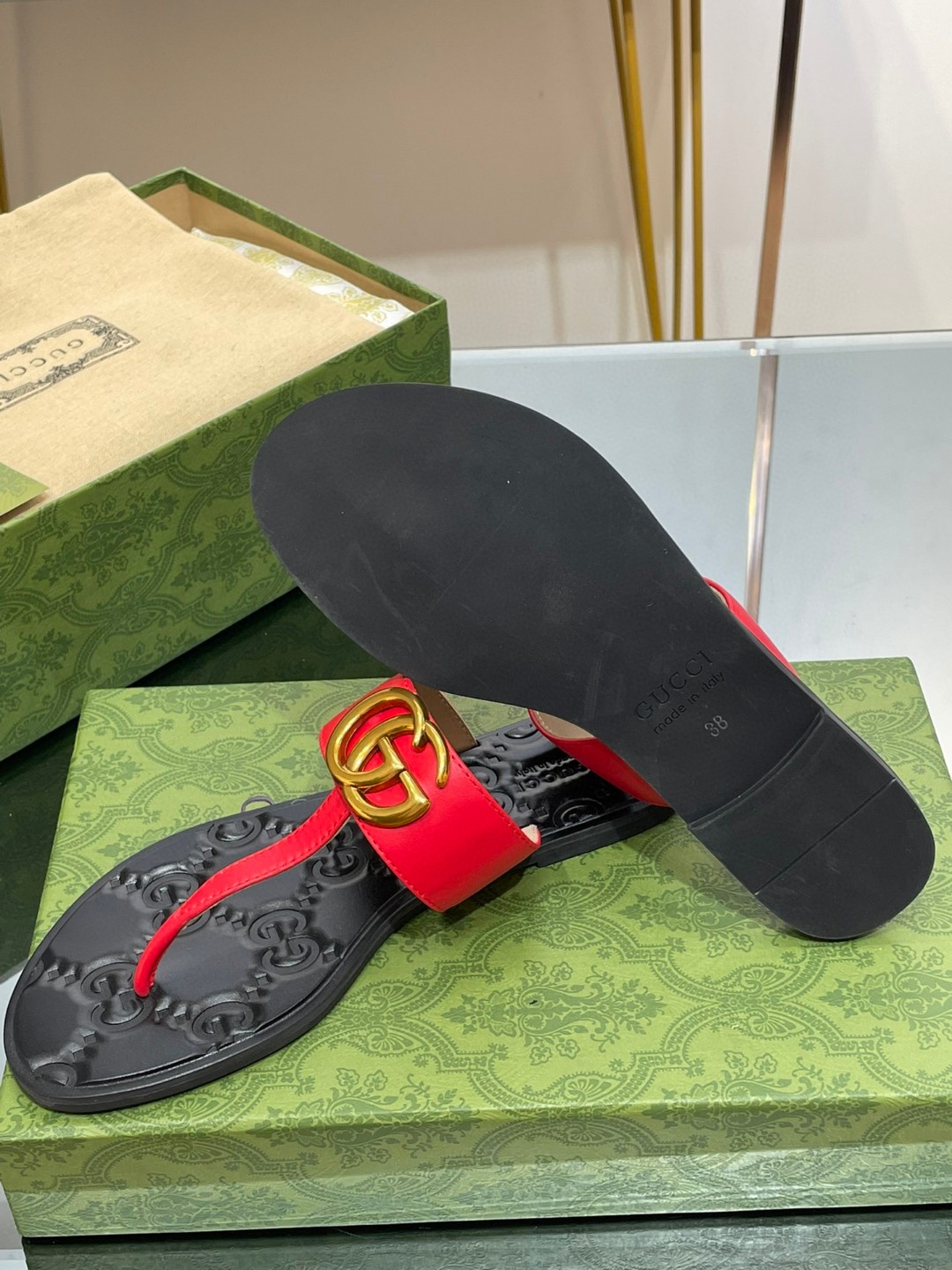 Gvc*1 Thong Sandal With Double G Red For Women 