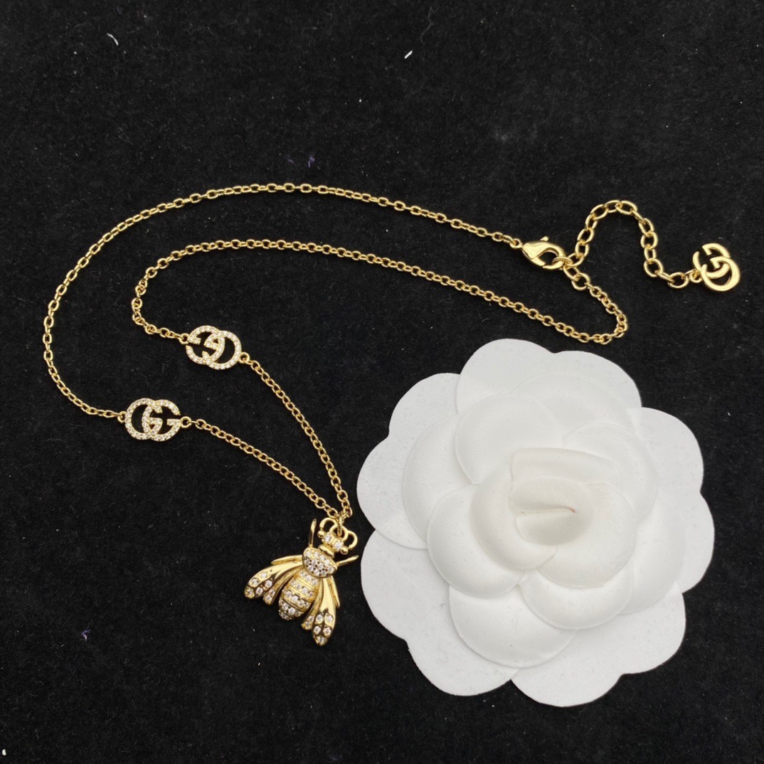 Gvc*1 Bee Necklace Gold For Women