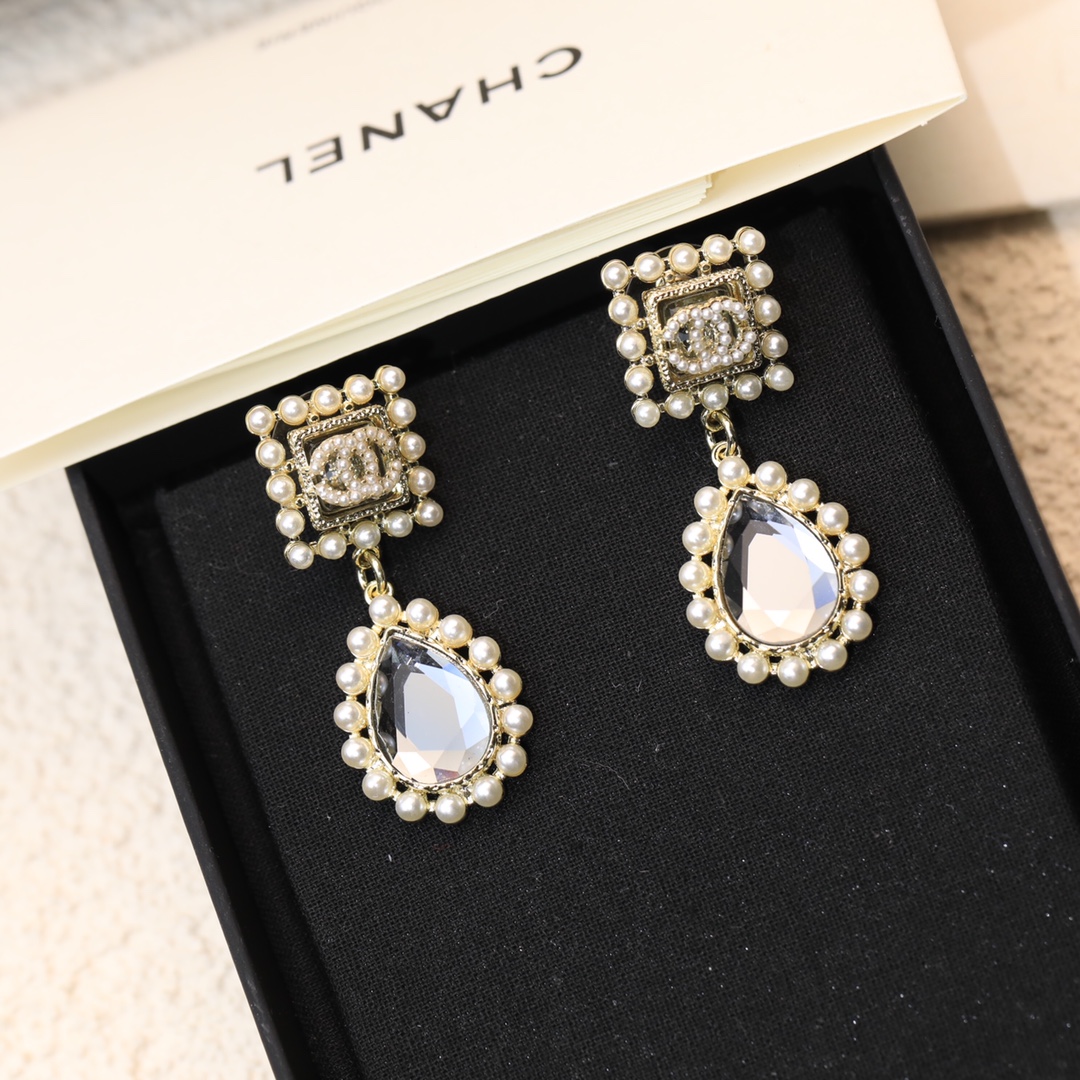 Ch**el Black Twinkle Stone Earrings Gold Tone For Women