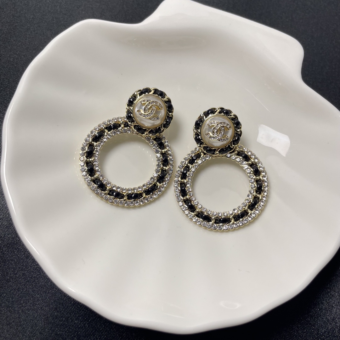 Ch**el Double C Earrings Black For Women
