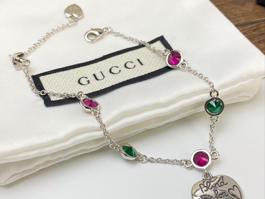 Gvc*1 Heart-Eye Bracelet Silver For Women