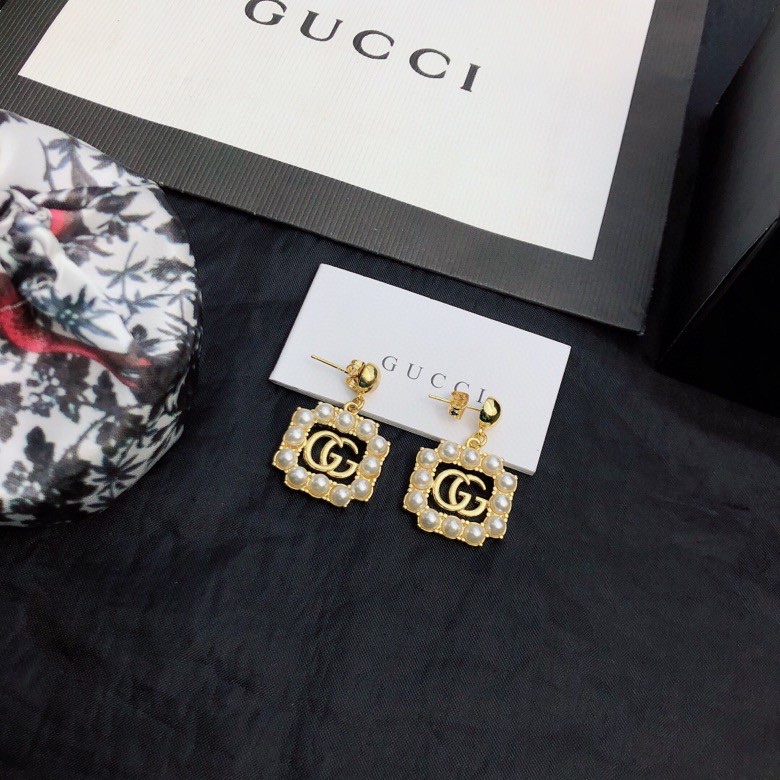 Gvc*1 Mini Pearl Border Frame Earrings Gold Tone For Women