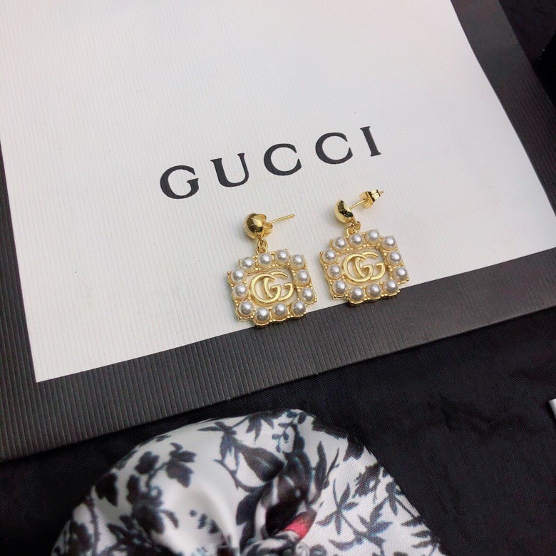 Gvc*1 Mini Pearl Border Frame Earrings Gold Tone For Women