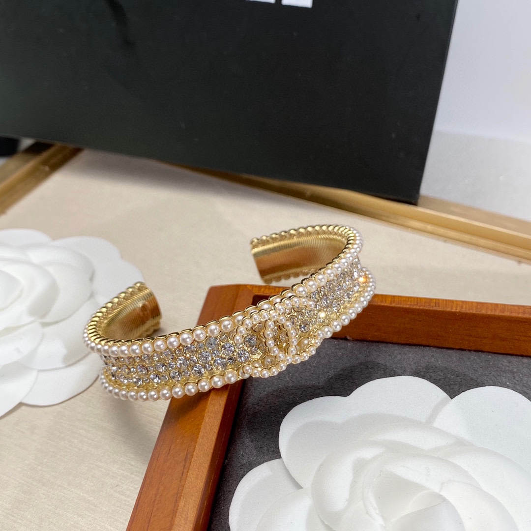 Ch**el Pearls Bracelet Gold For Women