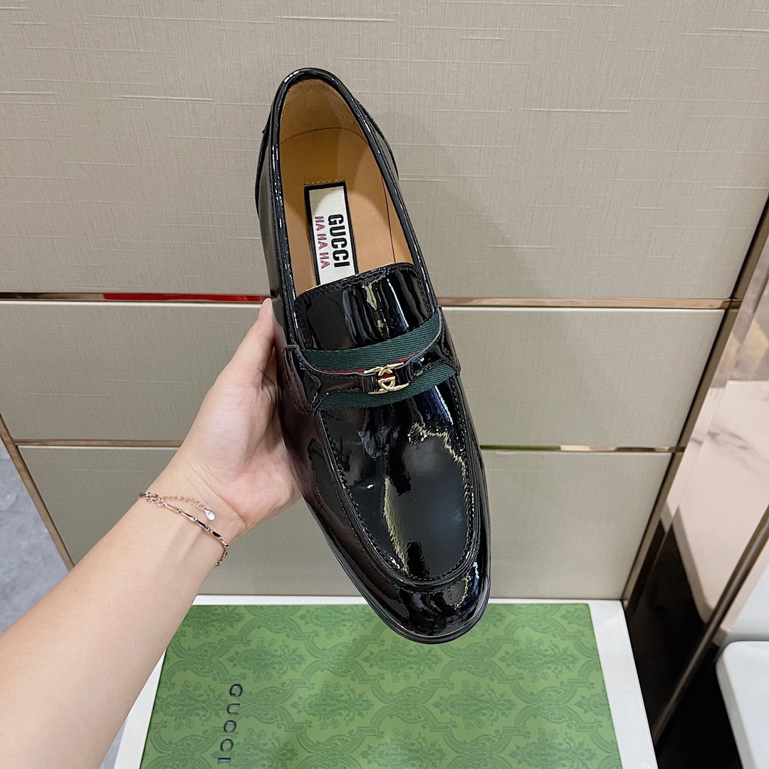 Gvc*1 Loafer With Interlocking G Black For Men