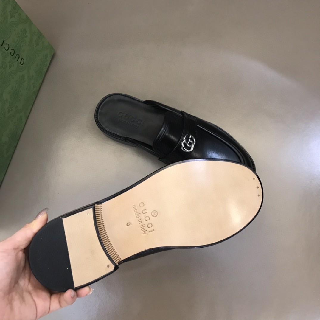 Gvc*1 Slipper With Interlocking G Black For Men