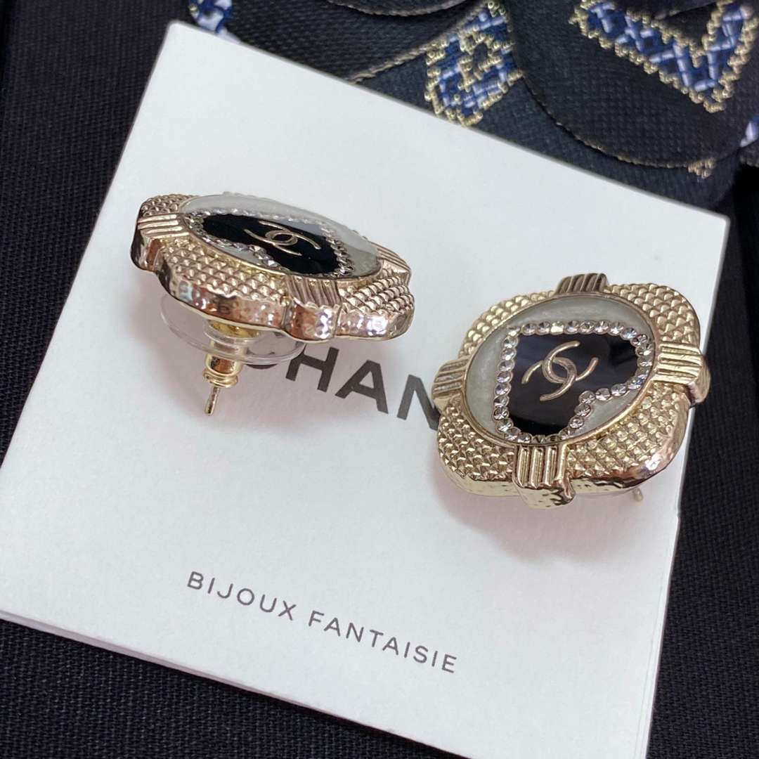 Ch**el Earrings Black For Women