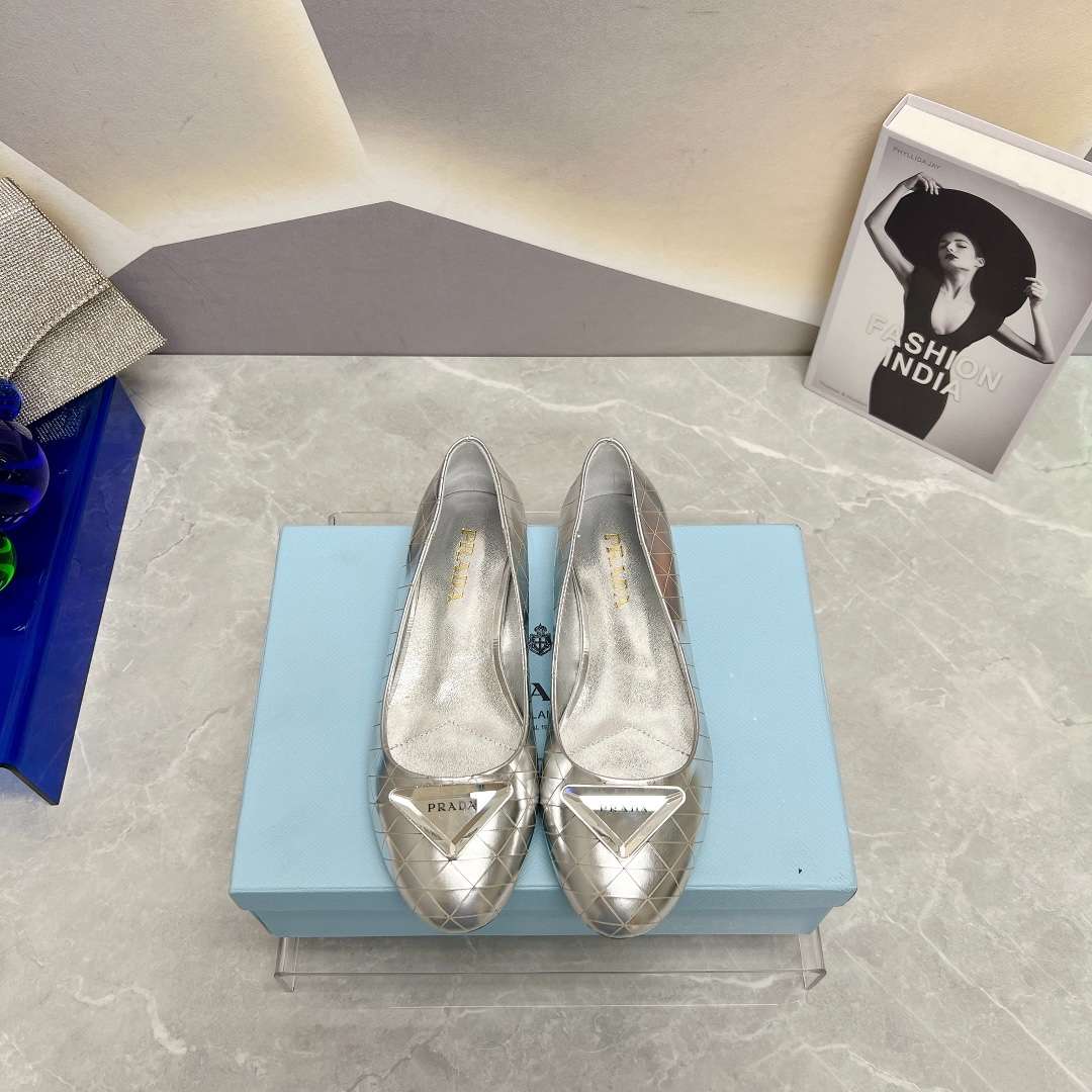Pra*a Nappa Ballerinas Silver For Women