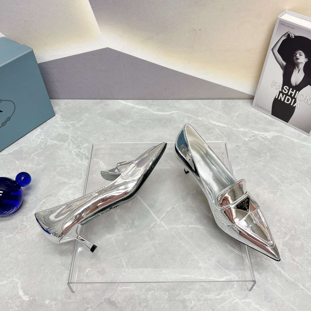 Pra*a Patent Pumps Silver For Women
