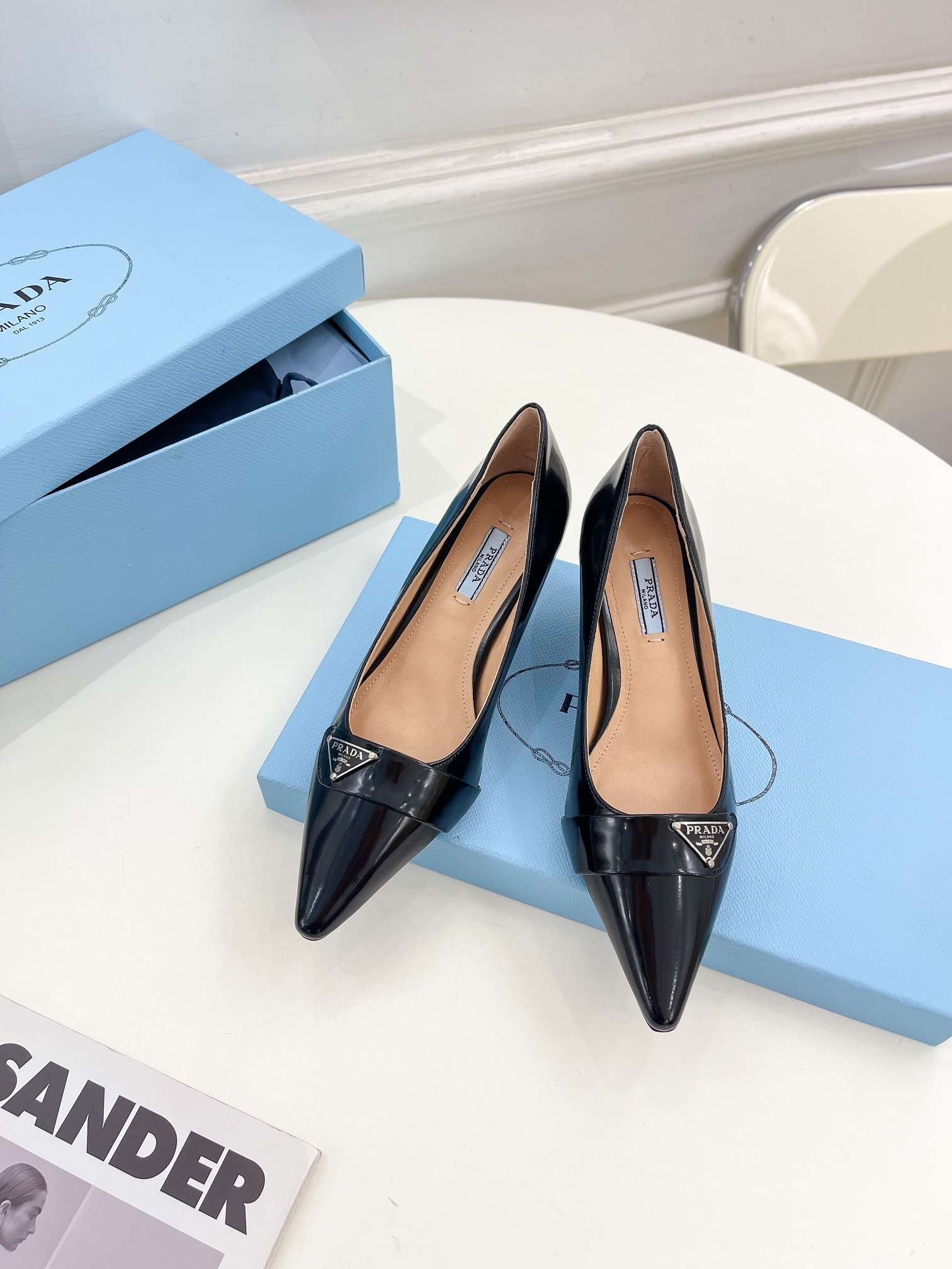 Pra*a Soft Pointed Heel Pumps Black For Women