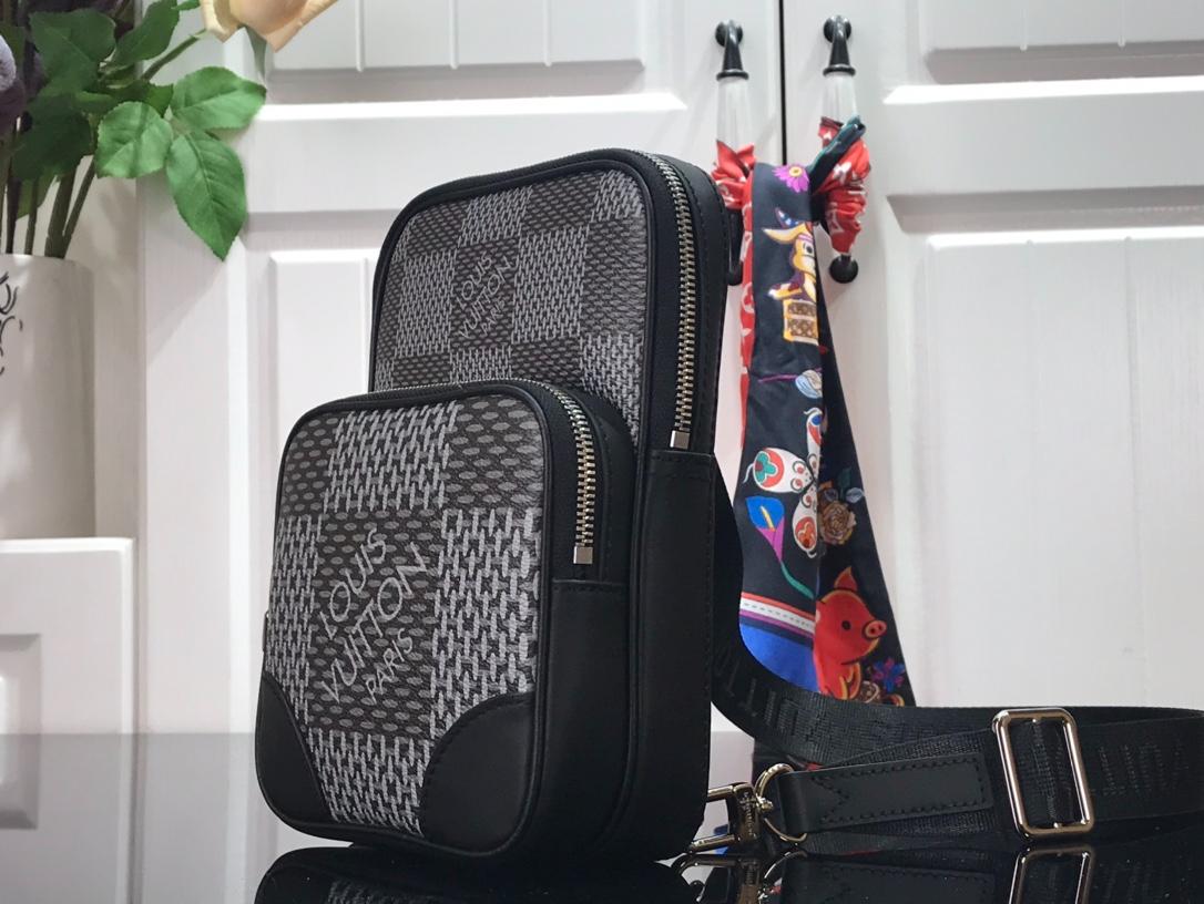 L0vis Vvtt0n Damier Graphite 3D Amazon Sling Bag Grey 21 cm/ 8.3 in