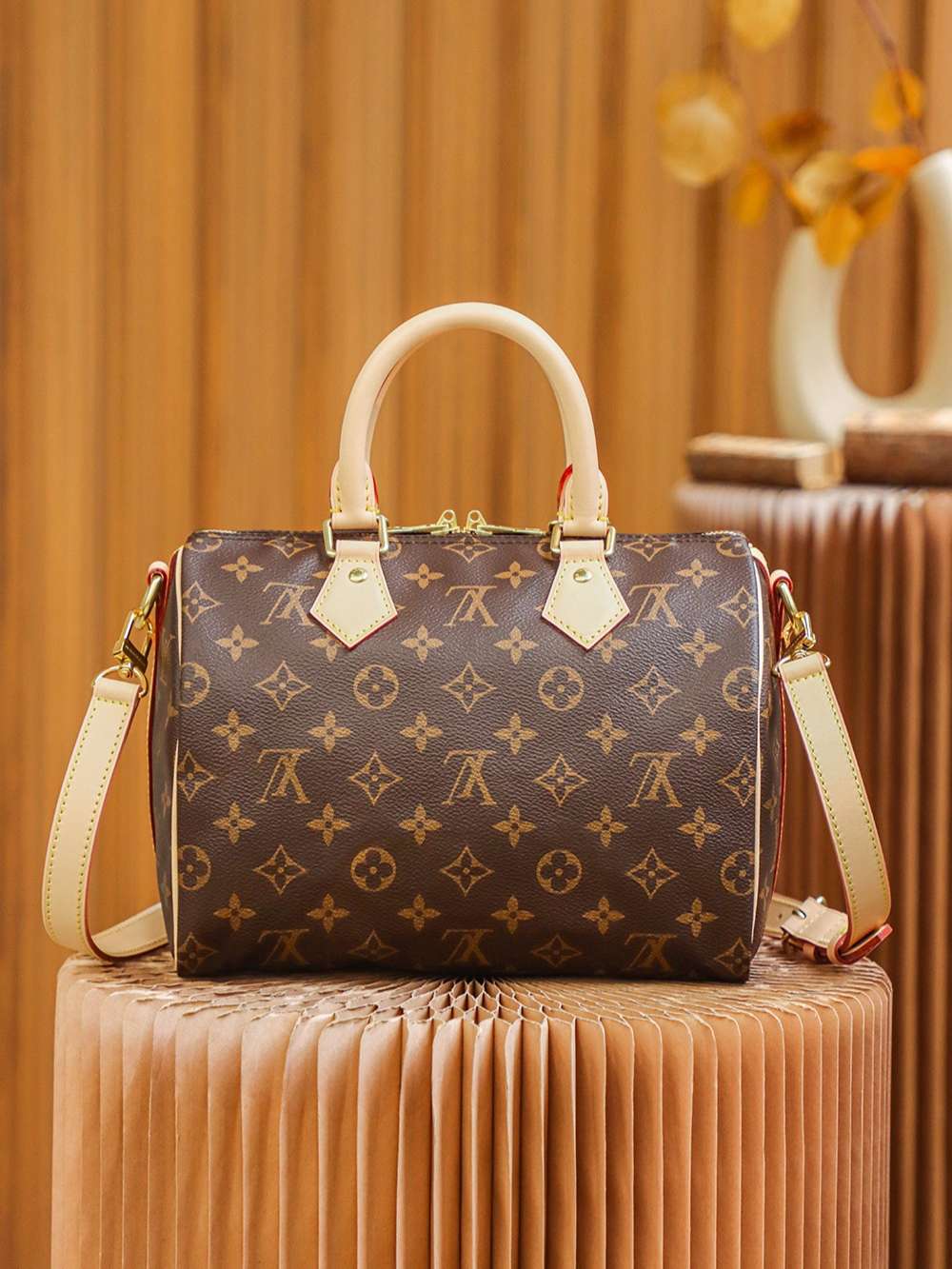 L0vis Vvtt0n Speedy Bandouliere 25 Brown For Women 25cm / 9.8in M41113