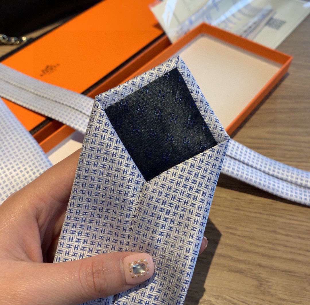 H**me5 Tie 7 Faconnee New H Grey For Men