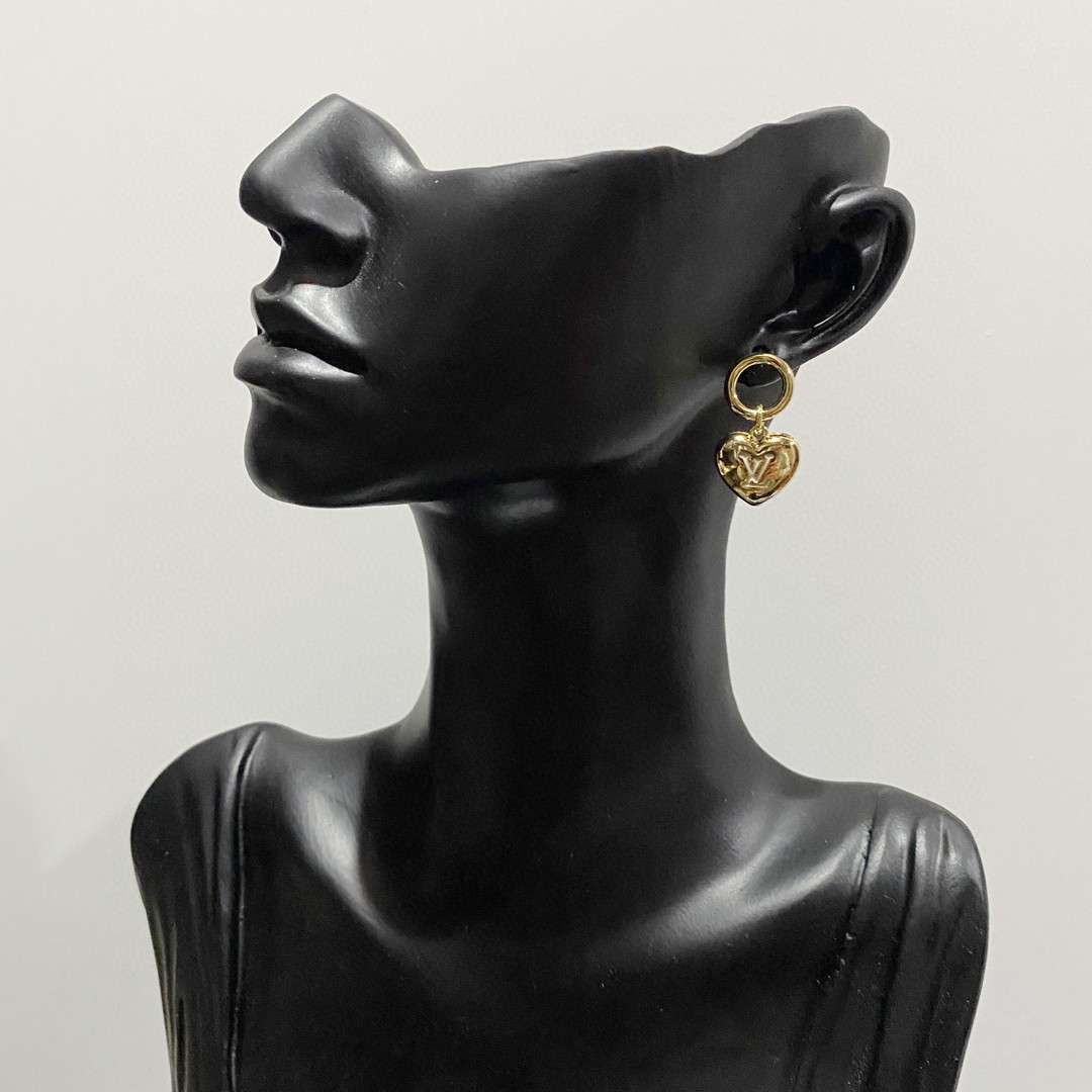 L0vis Vvtt0n LV Letter Earrings Gold For Women