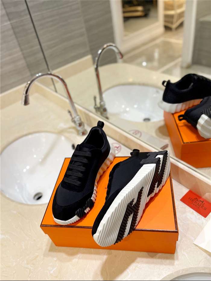 H**me5 Bouncing Sneaker Black For Women