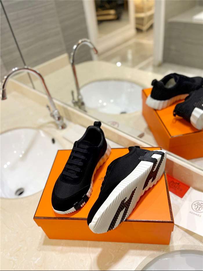 H**me5 Bouncing Sneaker Black For Women
