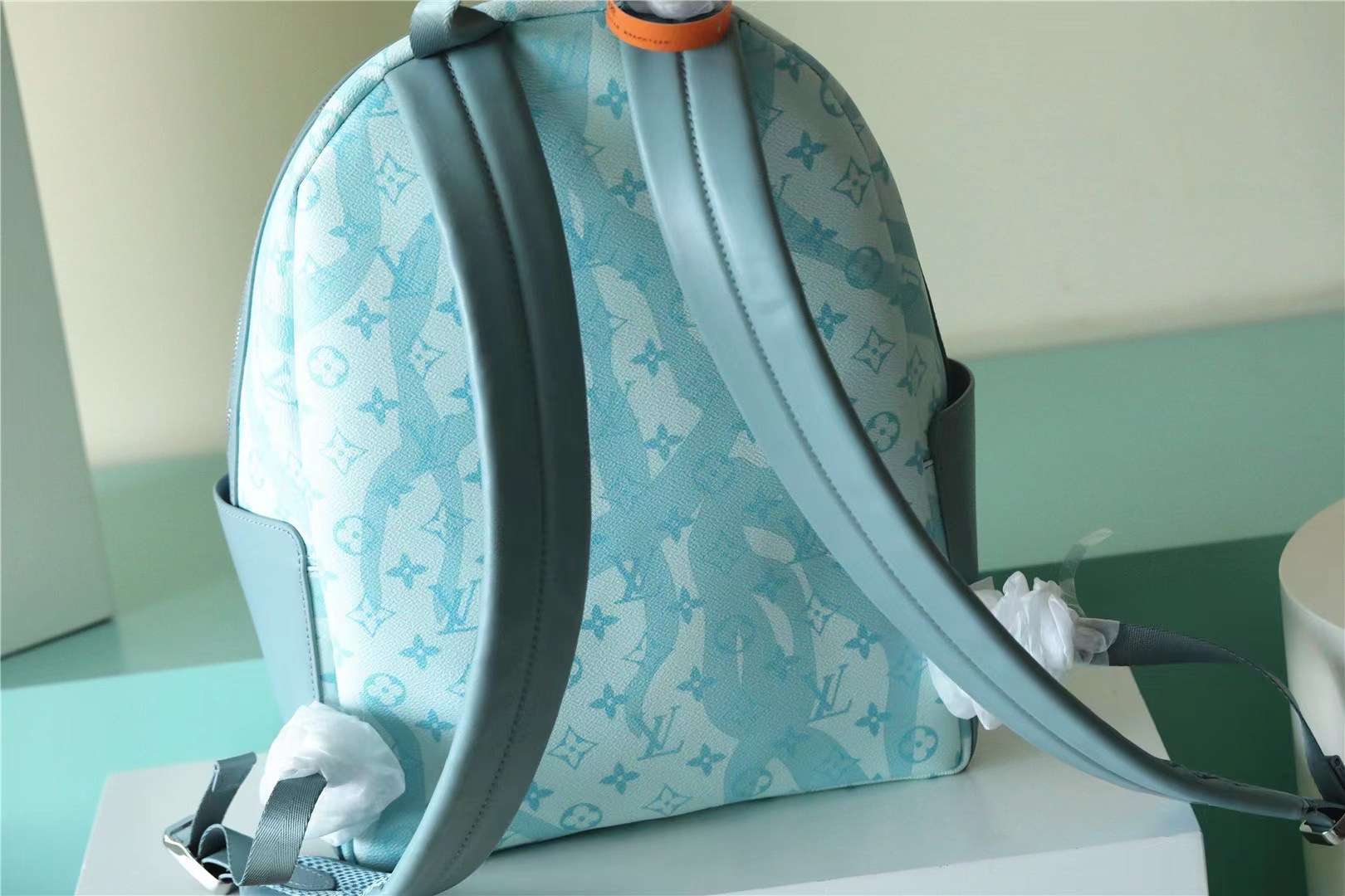 L0vis Vvtt0n Discovery Backpack Blue For Men 11.4in/29cm M22519