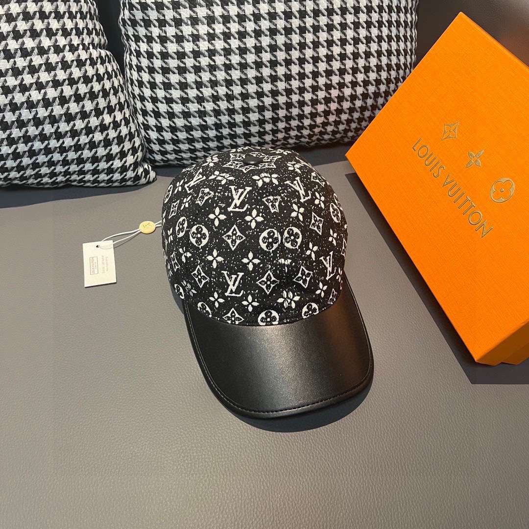 L0vis Vvtt0n Monogram Jacquard Denim Cap Black For Men