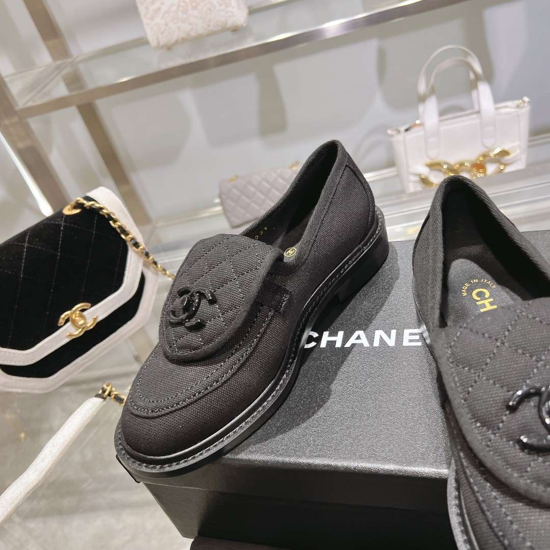 Ch**el Moccasins Black For Women
