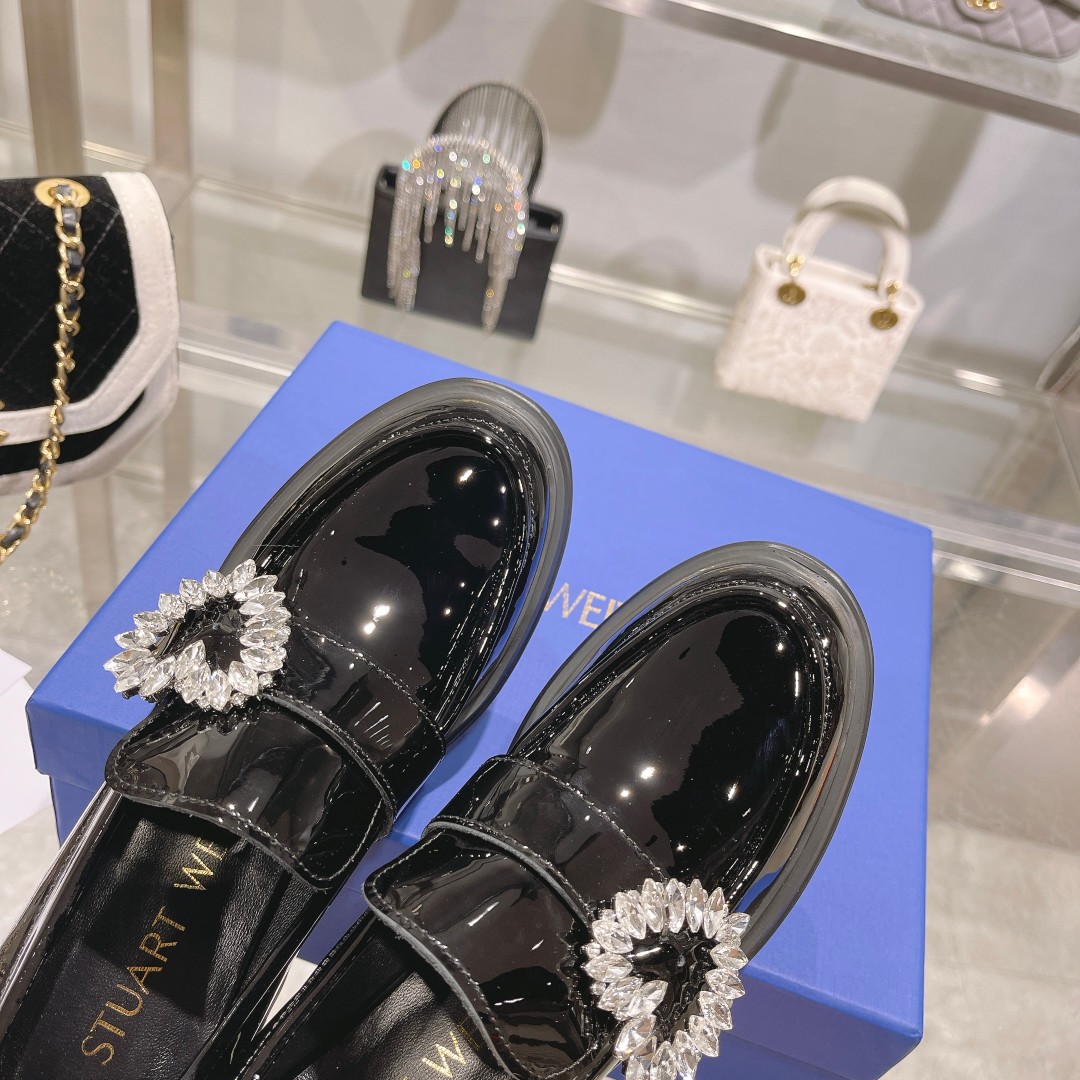Ch**el Moccasins Black For Women