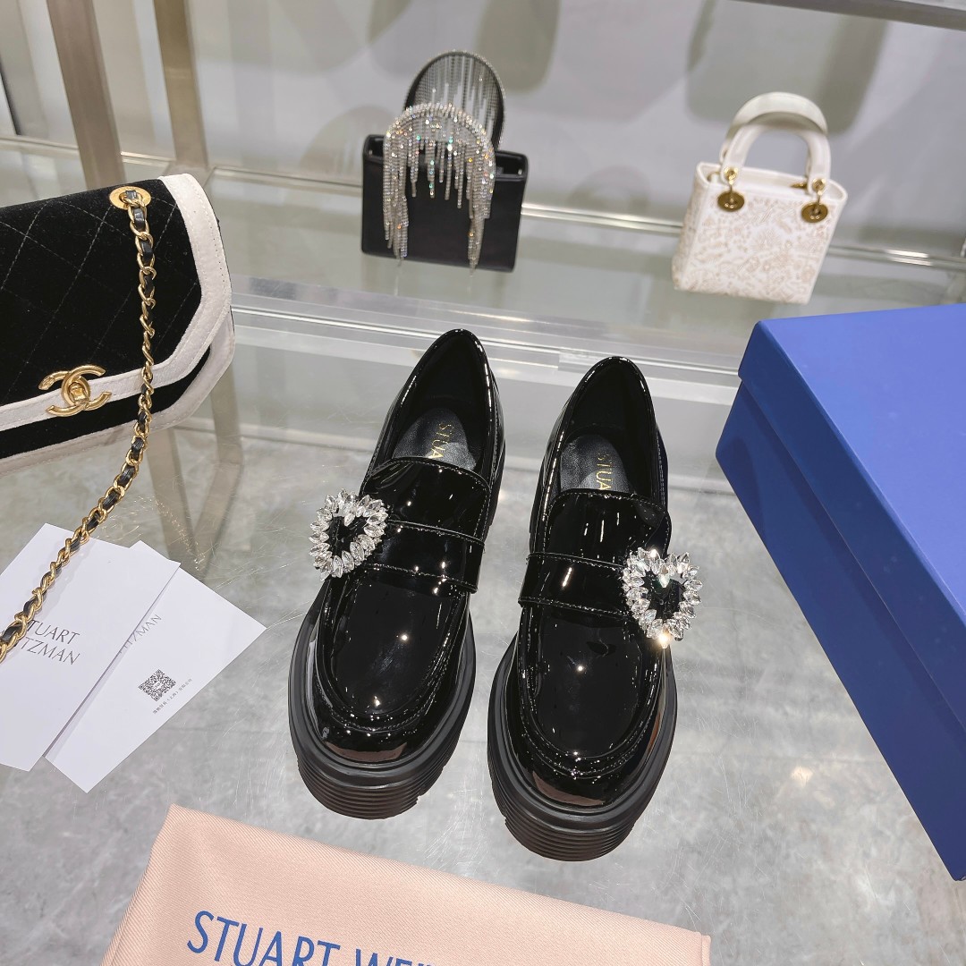 Ch**el Moccasins Black For Women