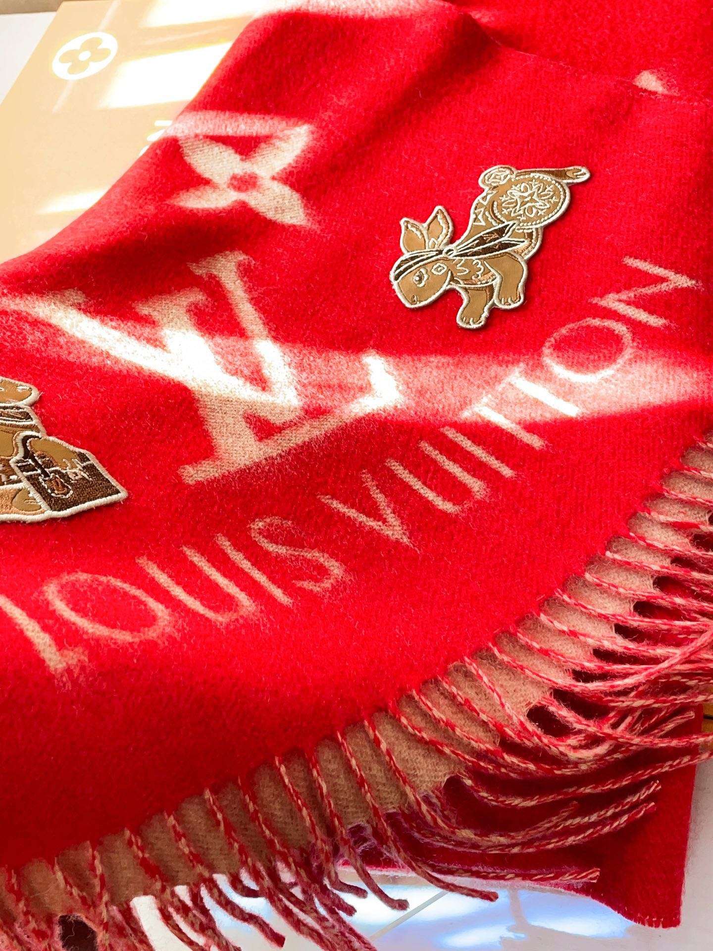 L0vis Vvtt0n Precious Rabbit LV Essential Scarf Red For Women
