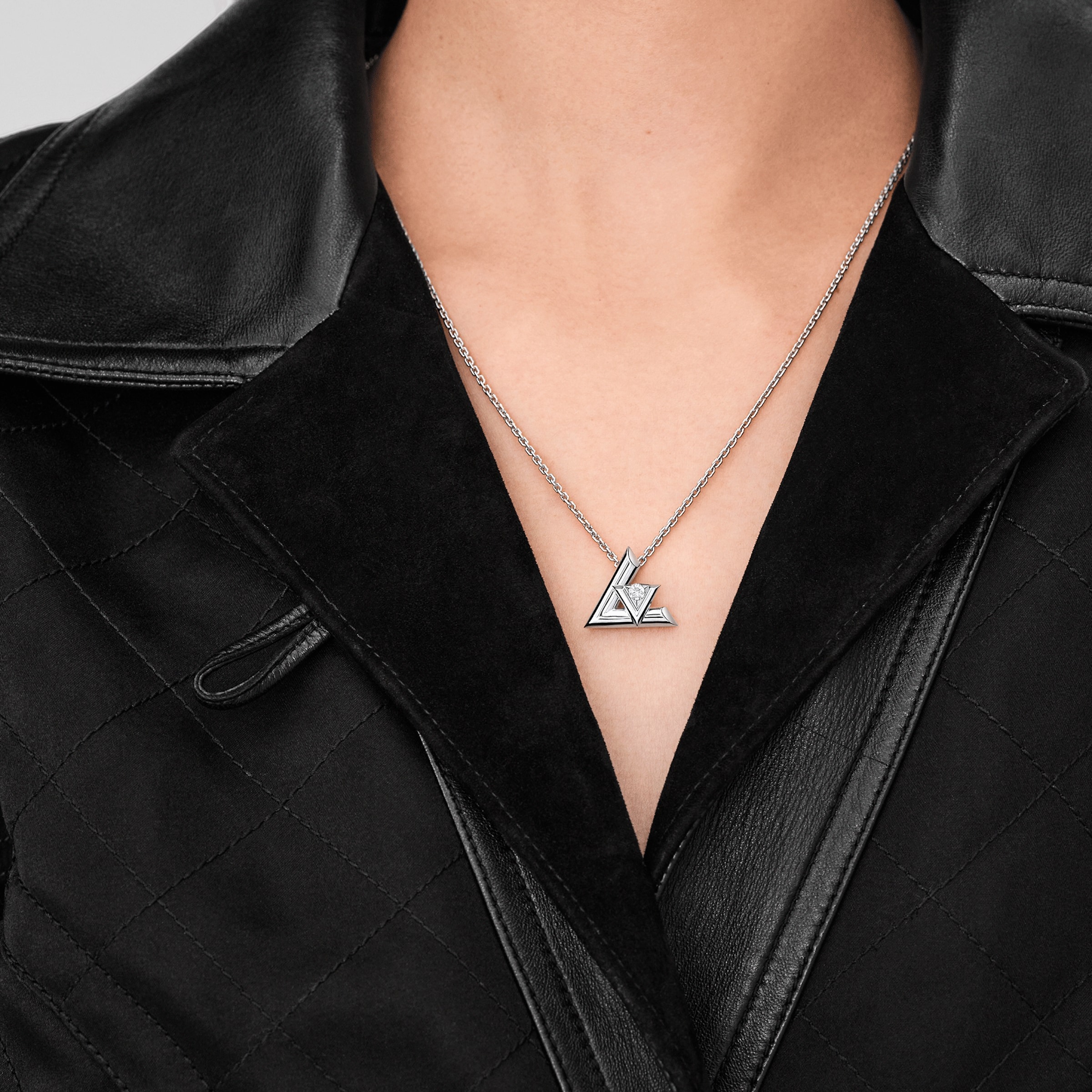 L0vis Vvtt0n Volt One Large Pendant For Women – Q93807