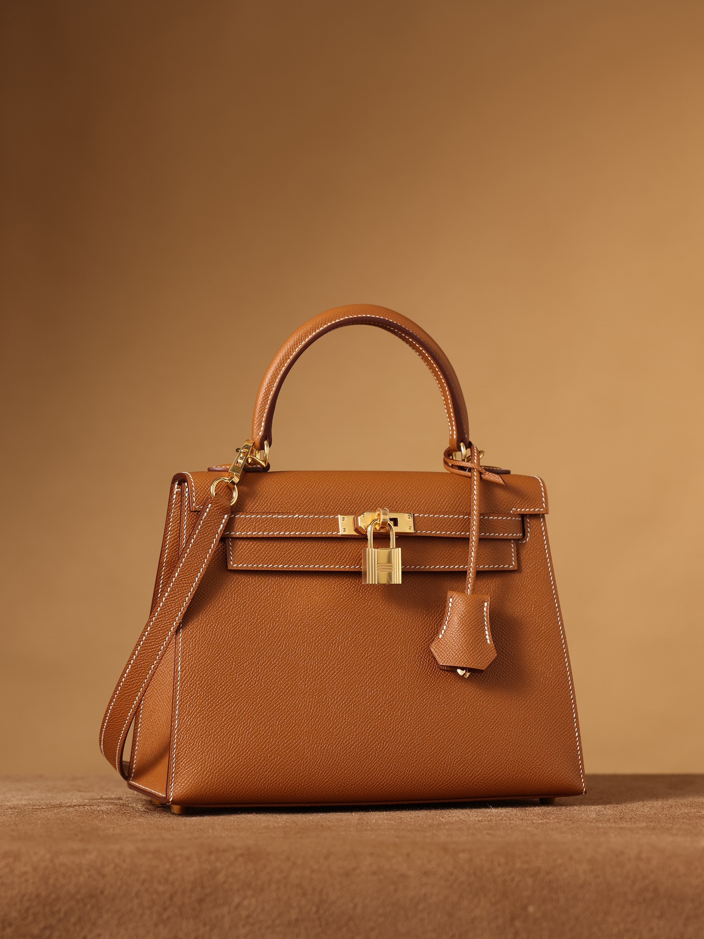 H**me5 Kelly Epsom Gold Tone Lock Bag Brown For Women 9,8in/25cm