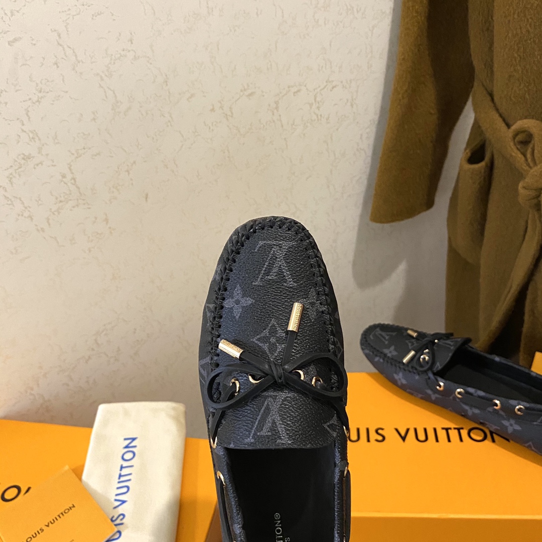 L0vis Vvtt0n Gloria Flat Loafer Black For Women