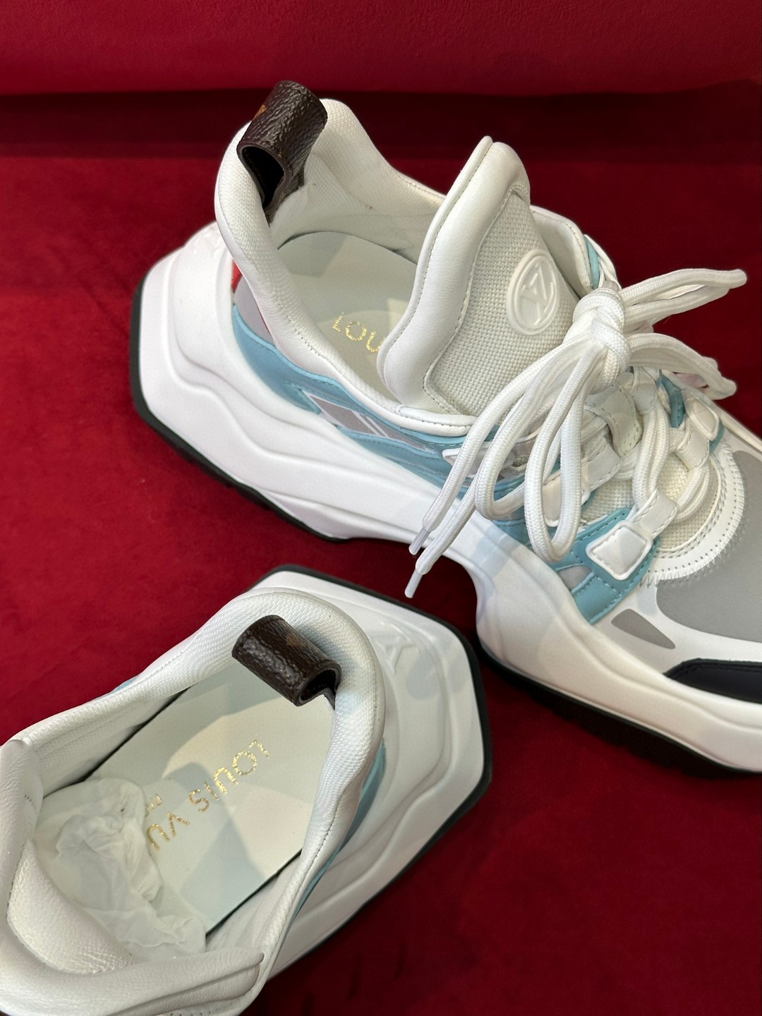 L0vis Vvtt0n LV Archlight Sneaker Multicolor For Women