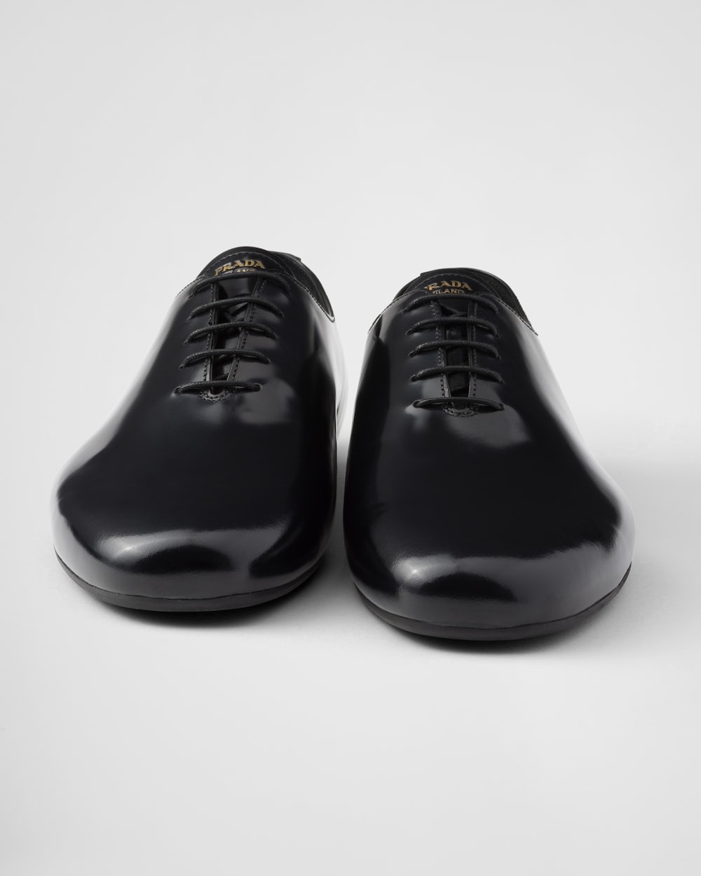 Pra*a Brushed Lace-ups Black For Men – 2EG448_055_F0002_F_G002