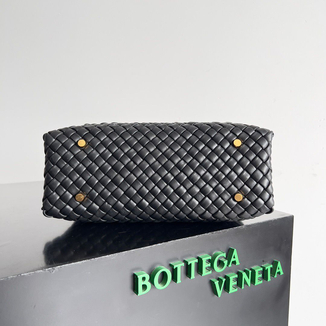 [True-to-ORIGINAL] B0tt*ga Ven*ta Patti Shoulder Bag Black For Women 26cm/10.2in 776783V3RG11019