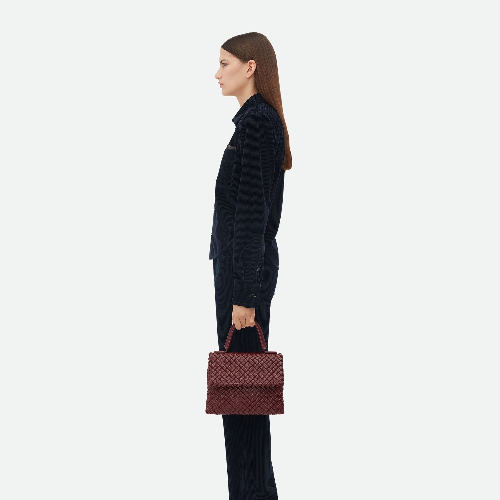 [True-to-ORIGINAL] B0tt*ga Ven*ta Patti Shoulder Bag Cherry For Women 26cm/10.2in 776783V3RG16413