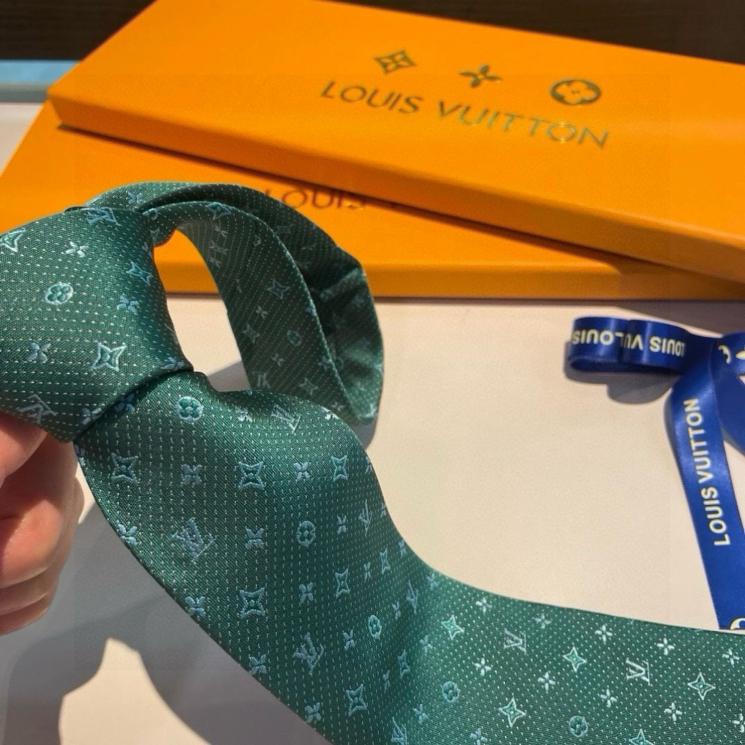 L0vis Vvtt0n Signature Monogram Silk Tie Green For Men