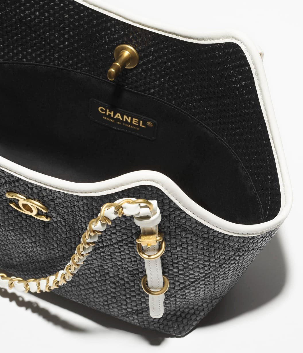 Ch**el Small Shopping Bag Black Raffia For Women 11in/28cm AS6015-B22594-U5559