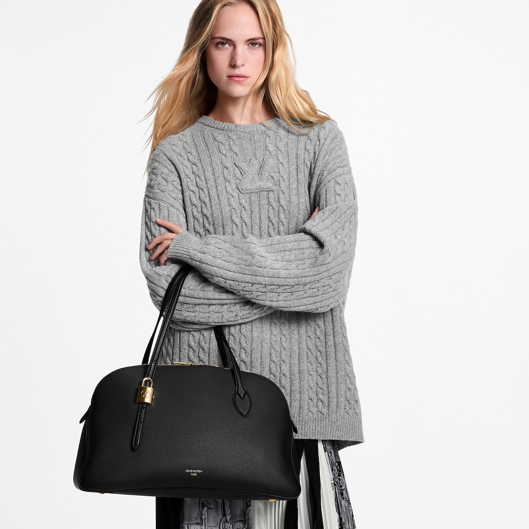 L0vis Vvtt0n Low Key Duffle Tote Black For Women 17.1in/43cm M26257