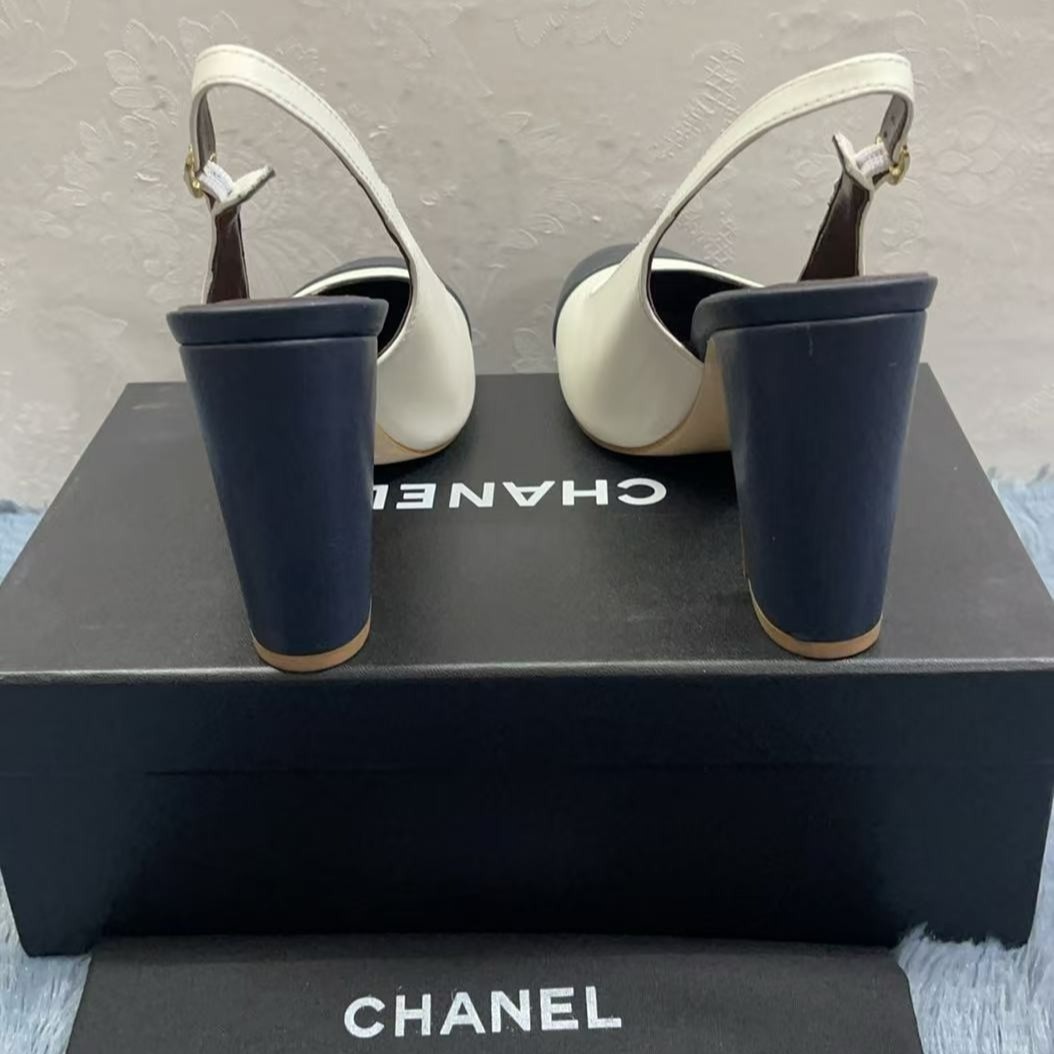 Ch**el Slingbacks White And Dark Blue For Women – G45564 B15702 NV160